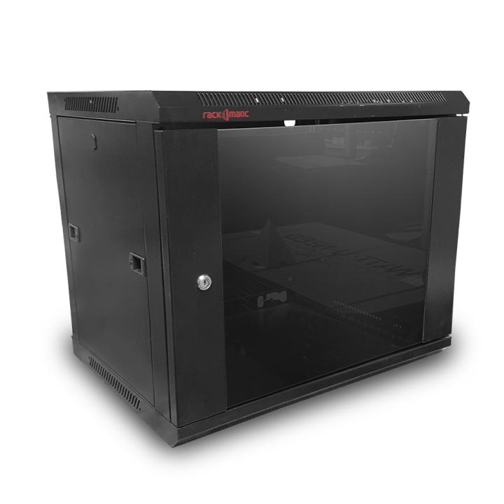 Cabinet for 4 Pylontech batteries