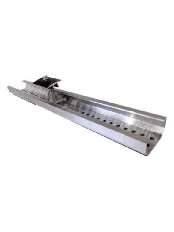 Fastener for corrugated sheet metal trapeze light+clame milieu NVT