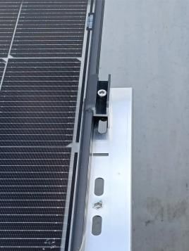 Eindklem 28 tot 50 mm voor bevestiging van zonnepanelen op aluminium rails — vue 2