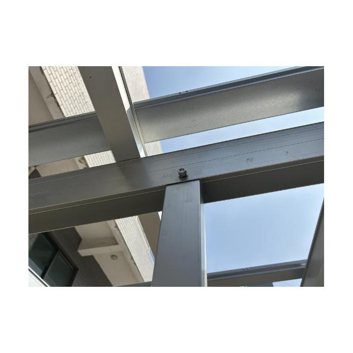 Système d'étanchéité complet pour structure de carport solaire — vue 3