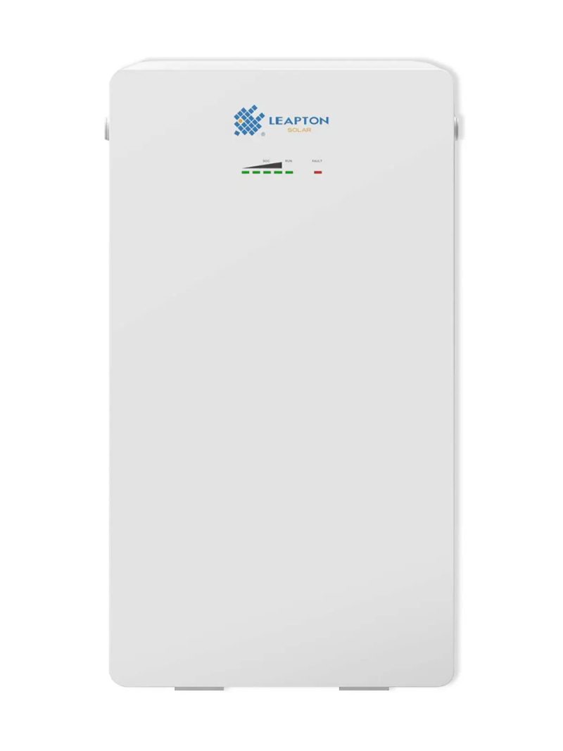 18-kWp-Dreiphasen-Solaranlage (15 kW) mit 16-kWh-Batterie