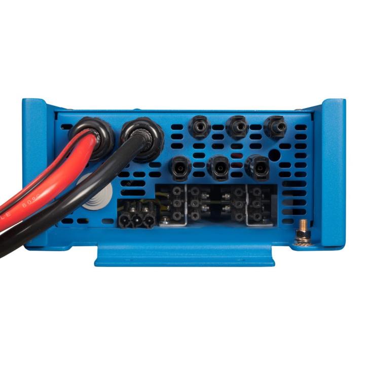 Inversor y regulador de carga Victron EasySolar 12V / 24V