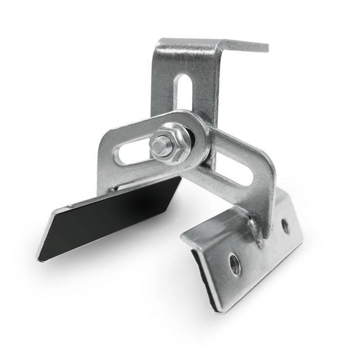 Fixing hook for trapezoidal sheet metal roof
