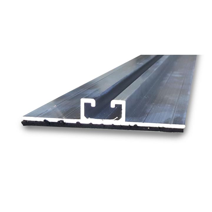 Rail de montage pour tôle trapézoïdale PR 31
