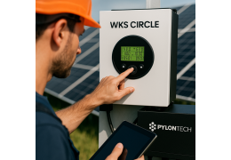 Inbedrijfstelling en configuratie van de WKS Klasse 2-set: 20 panelen, 2 x 5,6 kVA en 10 kWh lithium
